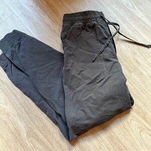 Lululemon Joggers - Grey - Size M (30-32) - Like New